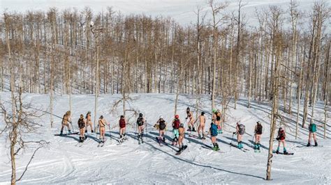 Colorado Women Organize Naked Backcountry Mission 